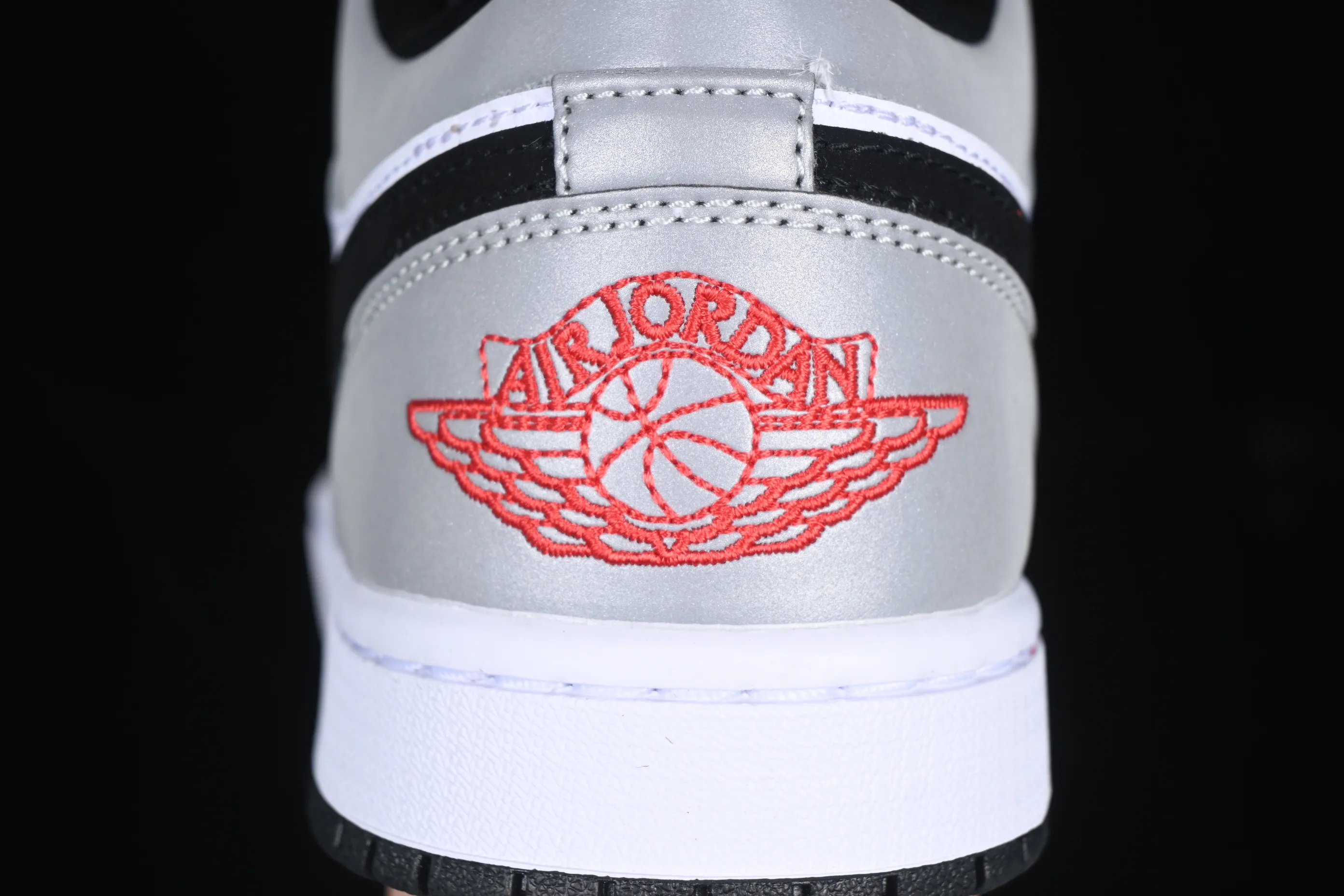 All categories Air Jordan Jordan series basketball shoes Air Jordan 1 Low G version pure original Air Jordan 1 Low AJ1 Joe 1 gray silver black hook low-top cultural casual sneakers HF3148-106